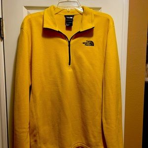 Men’s North Face Quarter Zip Pullover